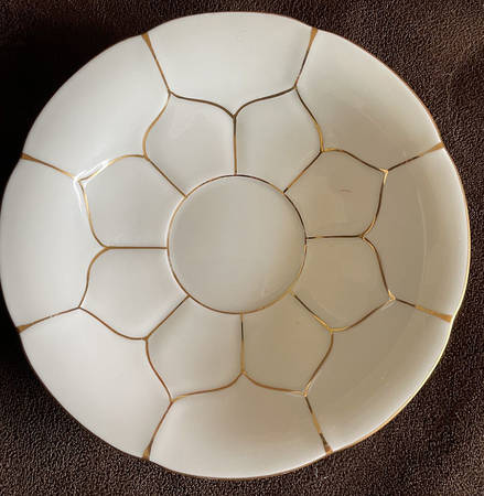 373 Saucer