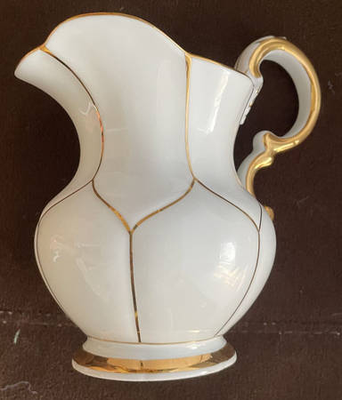 373 Creamer
