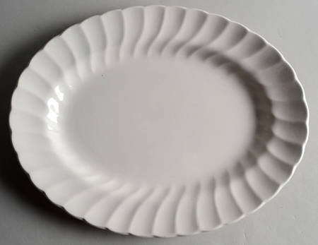 MYM8 12" Oval Serving Platter