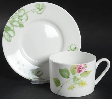 Sketch Blossom Flat Cup & Saucer Set