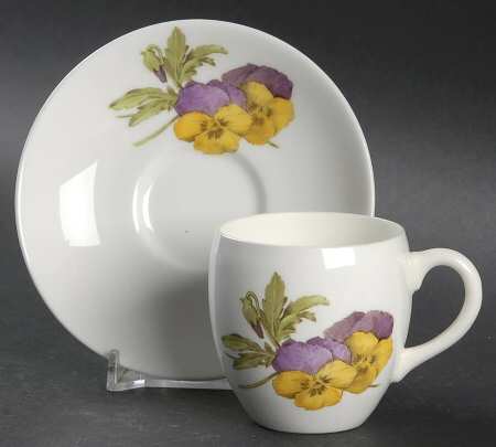 B1329 Flat Demitasse Cup & Saucer Set