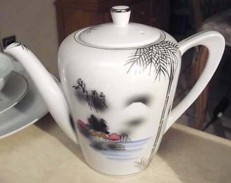 MTK29 Teapot & Lid