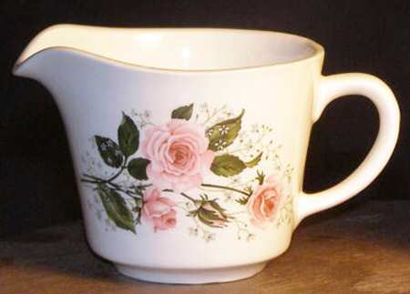 MTC111 Creamer