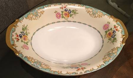 MEI1152 9" Oval Vegetable Bowl