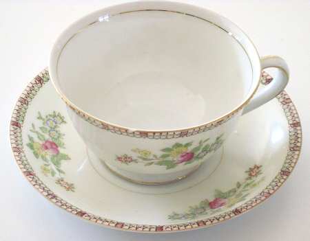 MSJ23 Footed Cup & Saucer Set