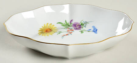 MSS180 7" Oval Sweet Meat Dish