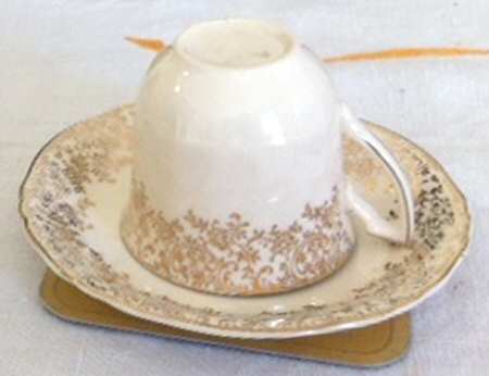 MEA348 Flat Cup & Saucer Set
