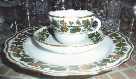 Full Green Vine (Gold Grapes) by Meissen (Germany)