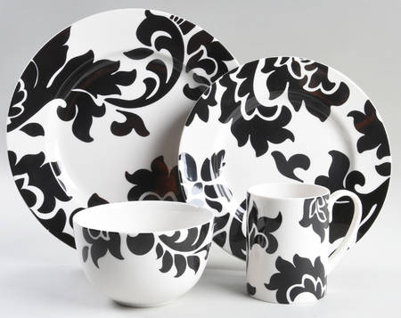 Lisbon Black 4 Piece Place Setting
