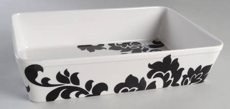 Lisbon Black 13"  Rectangular Baker