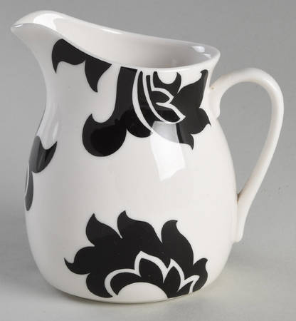 Lisbon Black Creamer