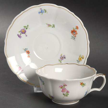 K24L Flat Cup & Saucer Set