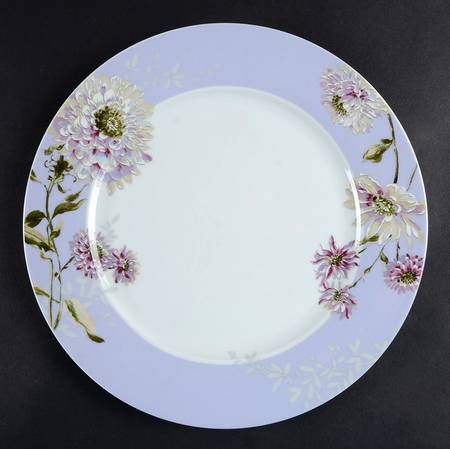 Silk Floral Lavender Dinner Plate