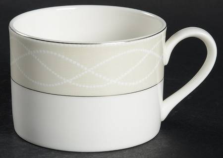 Pearl Elegance Flat Cup
