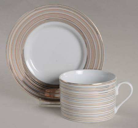 Microstripe Flat Cup & Saucer Set