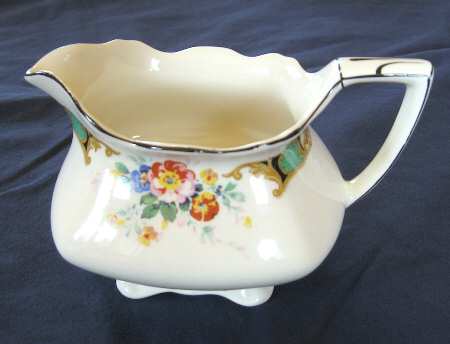 2803 Creamer