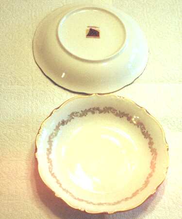 Golden Wreath Coupe Soup Bowl