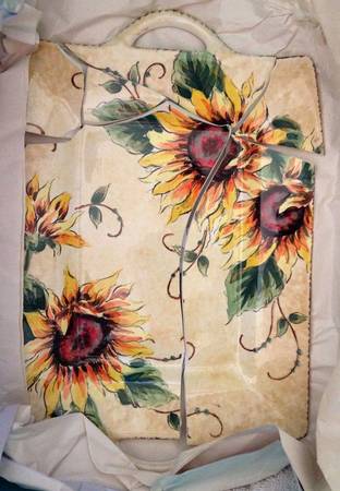 Cream Sunflower 15" Handled Tray