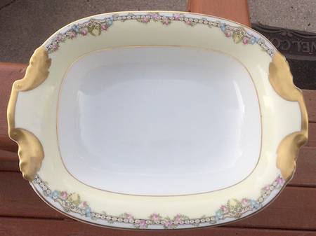 MUE154 14" Oval Serving Platter