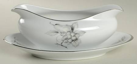 Shadow Gravy Boat with Attached Underplate