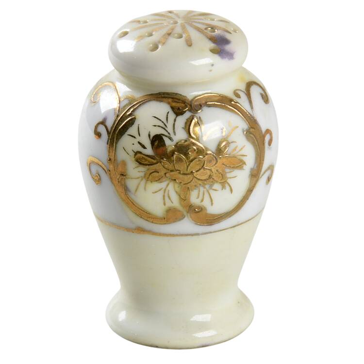 MOY13 Pepper Shaker