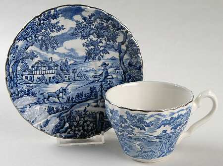 Hunter Blue (Platinum Trim) Flat Cup & Saucer Set
