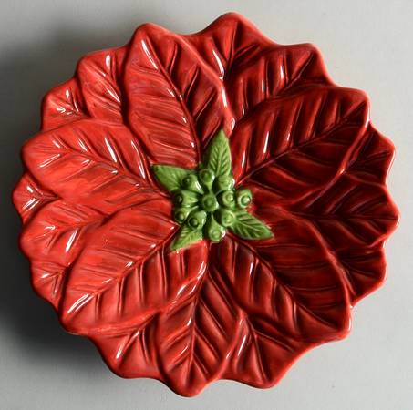 Noel Flower Shape Salad Plate