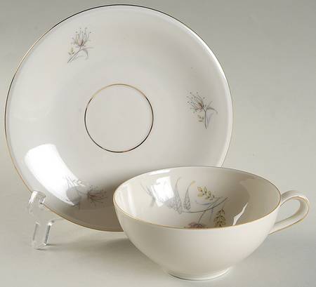 MIT324 Flat Cup & Saucer Set