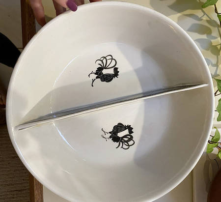 Black Cockerel Round Divided Vegetable Bowl