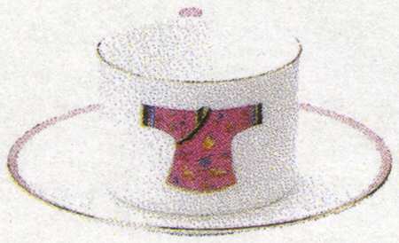 Chinese Costume Flat Cup & Saucer Set