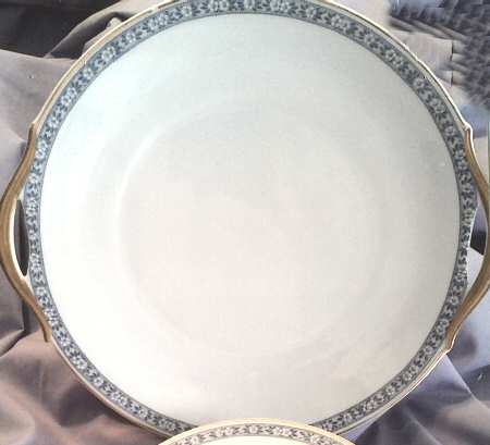 MUE159 Handled Cake Plate