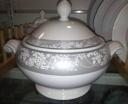 Something Borrowed Sugar Bowl & Lid