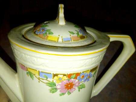 MEK327 Teapot & Lid