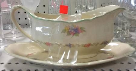 Hydrangea (Glamour) Gravy Boat & Underplate