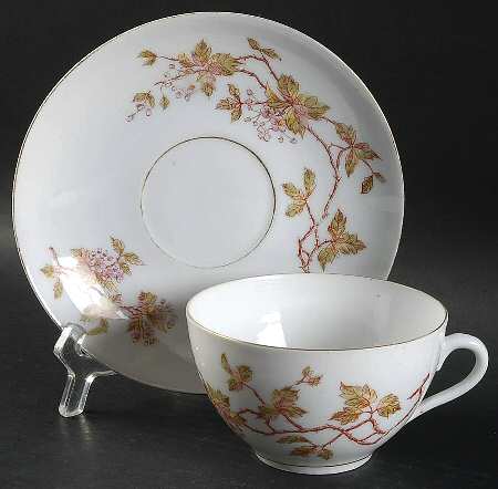 2433 Flat Cup & Saucer Set