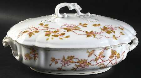 2433 Oval Covered Vegetable