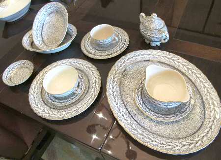 MAS73 Gravy Boat with Attached Underplate
