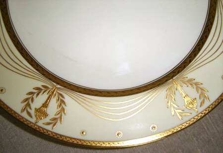 H2037 Dinner Plate