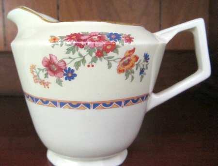 MAD249 Creamer