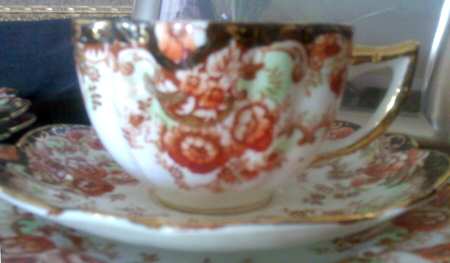 MEL43 Footed Cup & Saucer Set