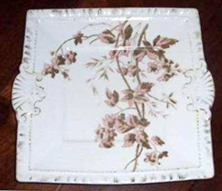 MAD252 Square Handled Cake Plate