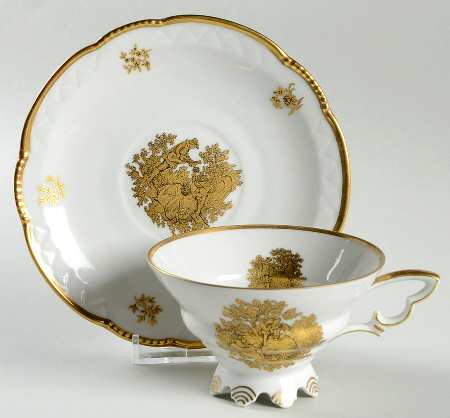 MIT335 Footed Cup & Saucer Set