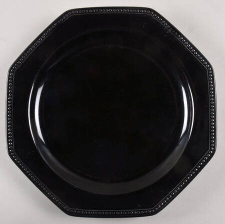 MTW12 Black Dinner Plate