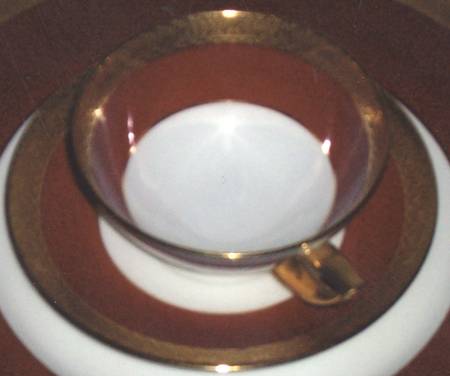 K133 Maroon Footed Cup & Saucer Set
