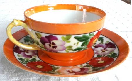 MOS33 Footed Cup & Saucer Set