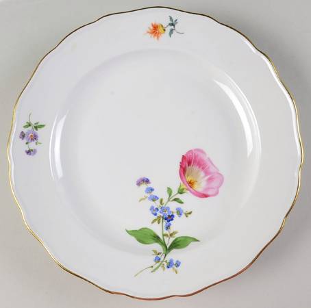42a Dinner Plate
