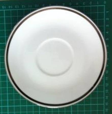 Black Pearl Saucer