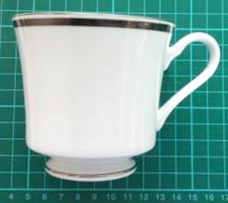 Black Pearl Footed Cup