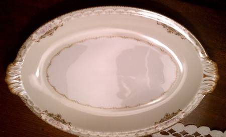 MEI1228 11" Oval Vegetable Bowl