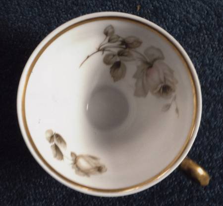 Alhamrba Footed Cup